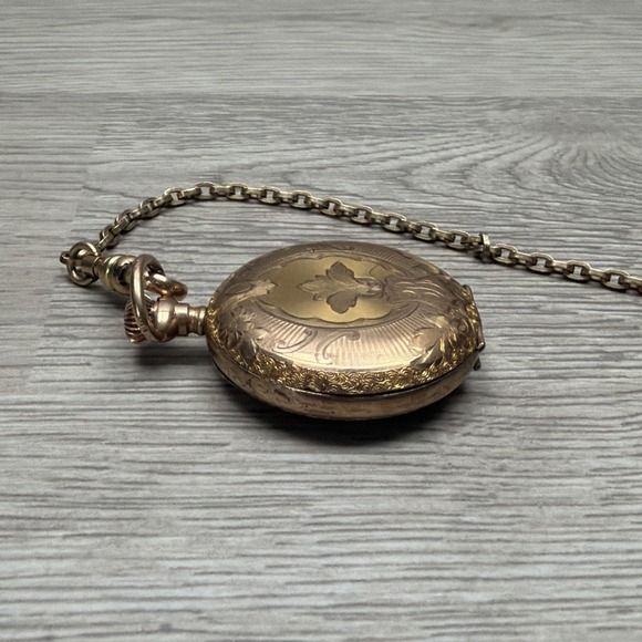 Beautiful American Waltham Model 7675567 12K Rolled Gold Filled Pocket Watch VTG